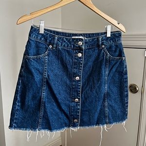 Size 10 moto topshop blue jean denim raw cut mini skirt with button front